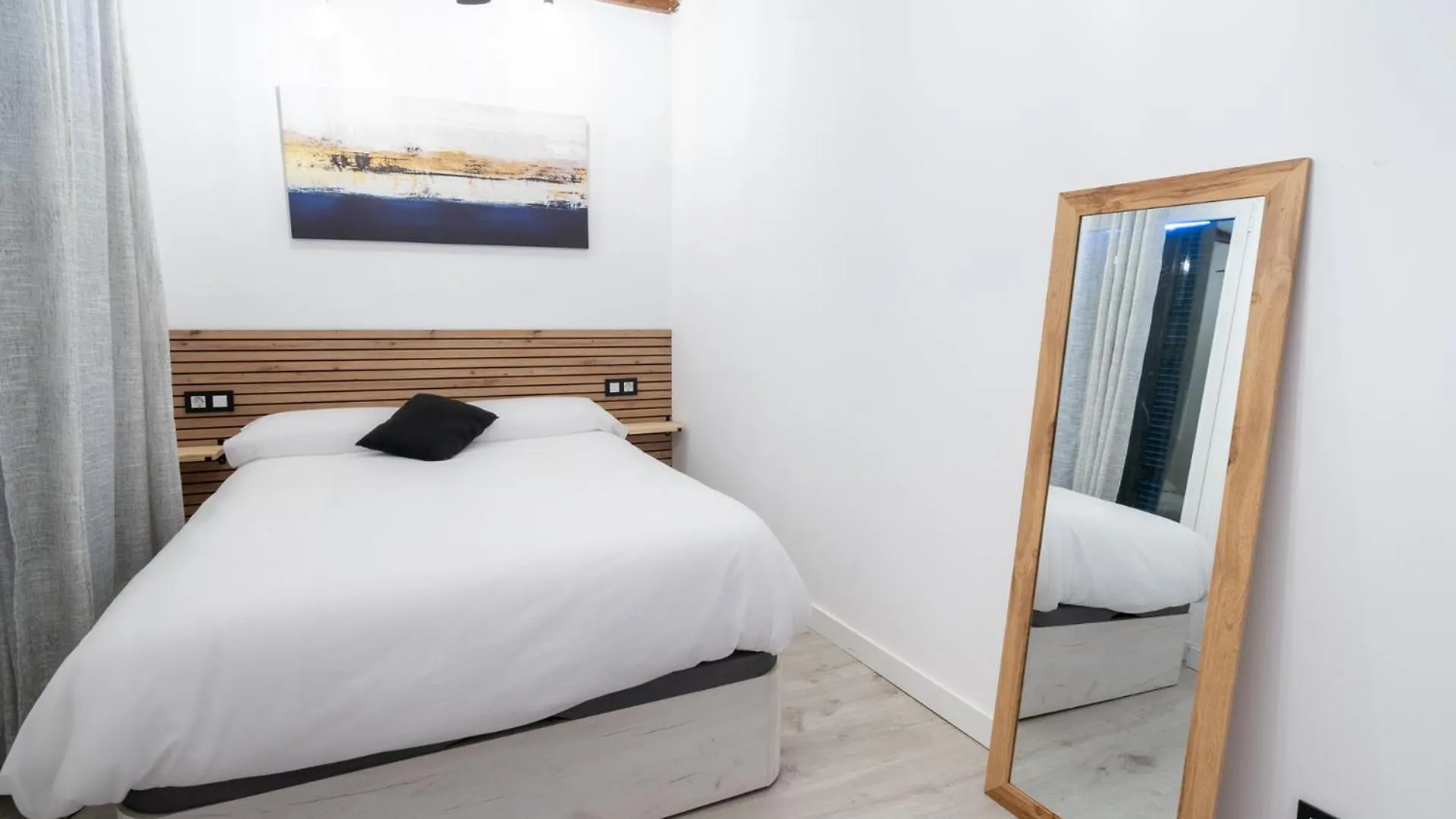 Encantador Apartamento En El Corazon De Pamplona